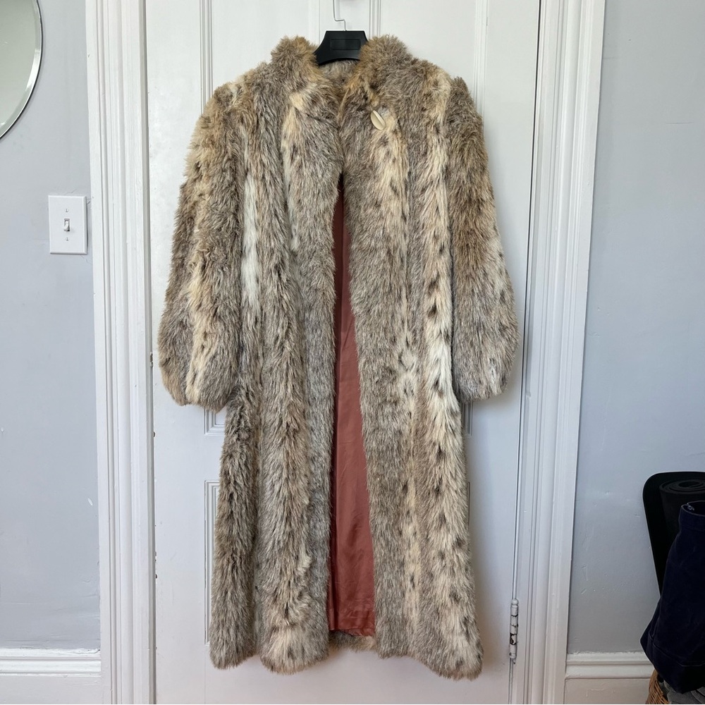 Vintage Leopard Faux Fur Coat in Tan and Cream